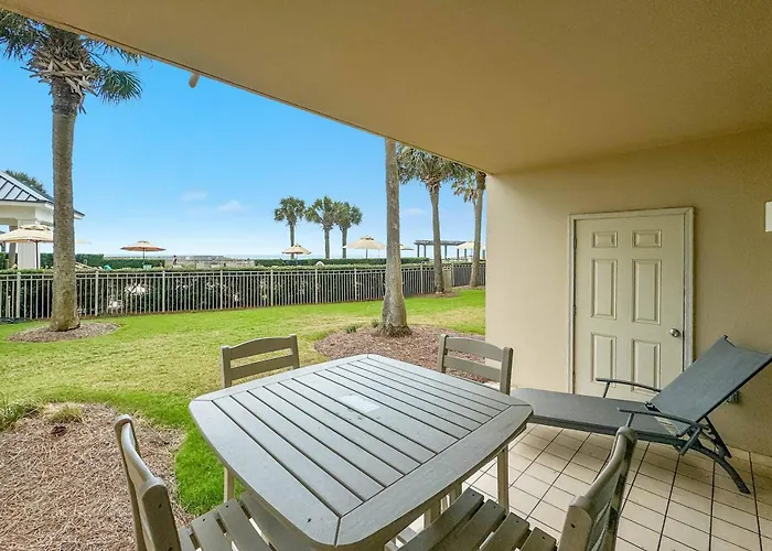 Club C-102 Holiday home